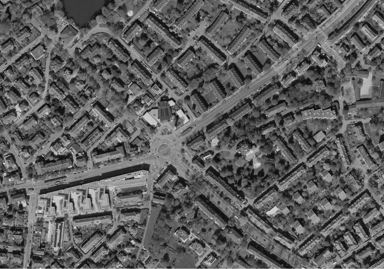 Bestehende Situation am Burgernziel in Bern, Luftbild des Kreisverkehrs mit angrenzender Bebauung, Tramtrassen und Hauptverkehrsachsen